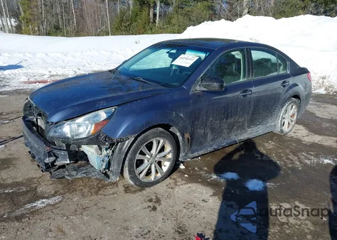 2013 Subaru Legacy 2.5I Limited z USA, uszkodzony, nr VIN 4S3BMBK66D3038542